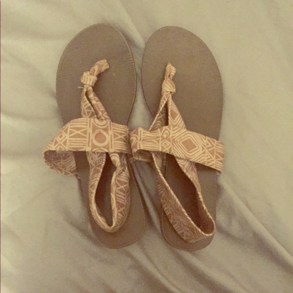 Natural Reflections sandals